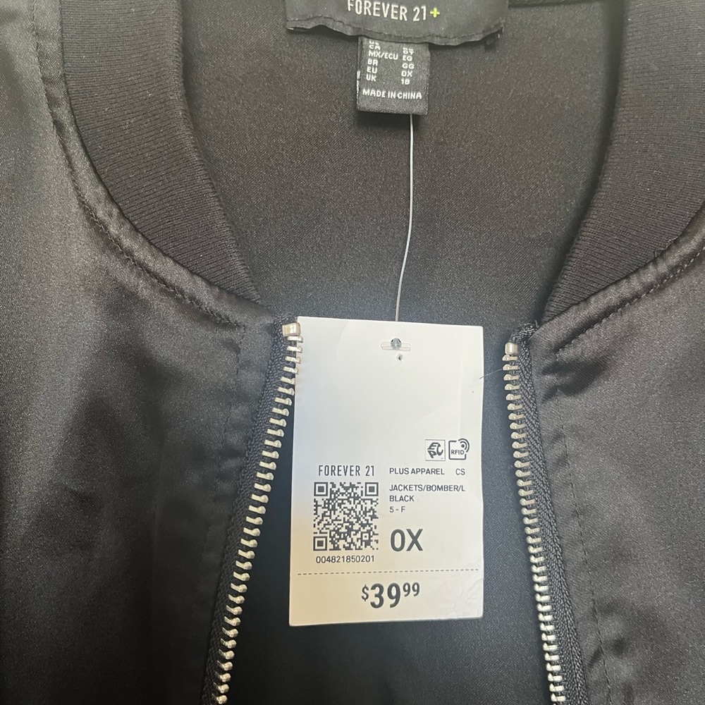 Jacket - Picture 2 of 4